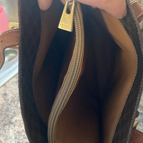 Celine bucket tote with bi fold wallet this is a steal - Picture 11 of 16